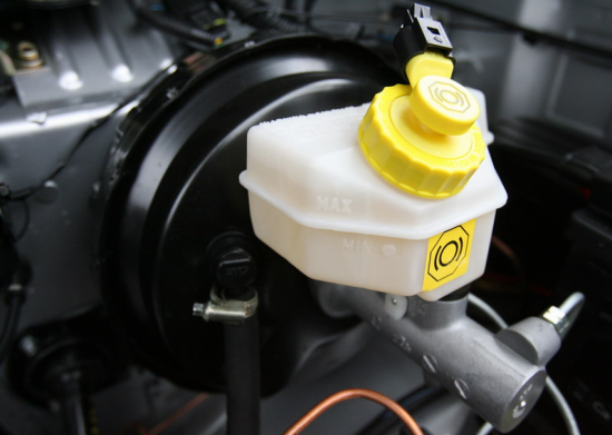 Принцип работы вакуумного усилителя тормозов