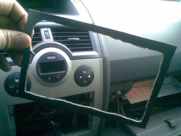 Выбор, установка и подключение 2 DIN автомагнитолы и переходной рамки для нее: рейтинг и инструкция Выбор, установка и подключение 2 DIN автомагнитолы и переходной рамки для нее: рейтинг и инструкция