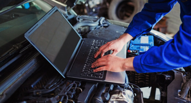 Как провести диагностику авто через ноутбук своими руками и что для этого нужно?