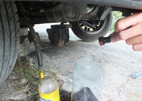 При повороте руля слышен гул гидроусилителя: почему гудит и свистит ГУР на холодную и на горячую, что делать? При повороте руля слышен гул гидроусилителя: почему гудит и свистит ГУР на холодную и на горячую, что делать?