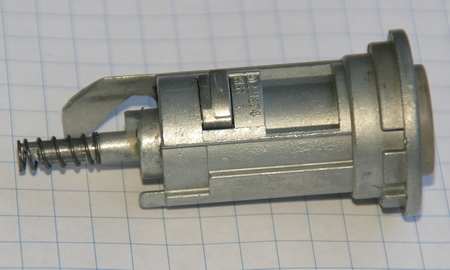 Замена и ремонт замка зажигания (контактной группы и личинки) Daewoo Nexia и Matiz: видео