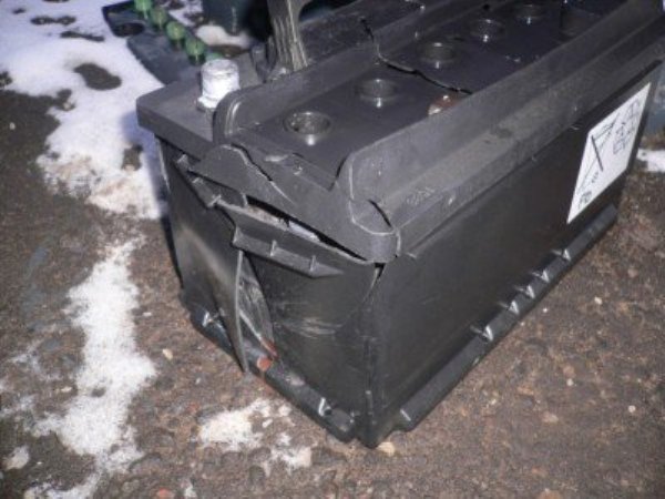 Почему стартер крутит, а двигатель не заводится и не схватывает: причины работы в холостую Почему стартер крутит, а двигатель не заводится и не схватывает: причины работы в холостую