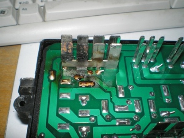 Электросхема ВАЗ 2109 (схема проводки) инжектор и карбюратор: неполадки в электрооборудовании