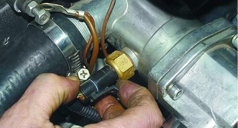 Неисправности датчика температуры охлаждающей жидкости: проверка, ремонт, замена и подключение