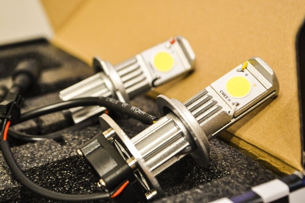 Диодные лампы H7 в ближний свет с эффектом ксенона для автомобиля: отзывы, какая лампочка лучшая Диодные лампы H7 в ближний свет с эффектом ксенона для автомобиля: отзывы, какая лампочка лучшая