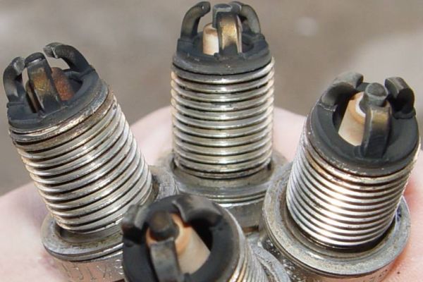 Система, порядок и схема зажигания ВАЗ 2109 и 21099 карбюратор и инжектор: модуль и угол опережения Система, порядок и схема зажигания ВАЗ 2109 и 21099 карбюратор и инжектор: модуль и угол опережения