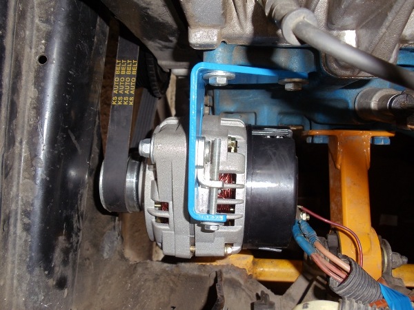 Ремонт генератора ВАЗ 2110 своими руками: видео, причины, почему узел не дает зарядку, как разобрать Ремонт генератора ВАЗ 2110 своими руками: видео, причины, почему узел не дает зарядку, как разобрать