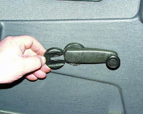 Как установить электростеклоподъемников на ВАЗ 2107: установка и замена, схема стеклоподъемника