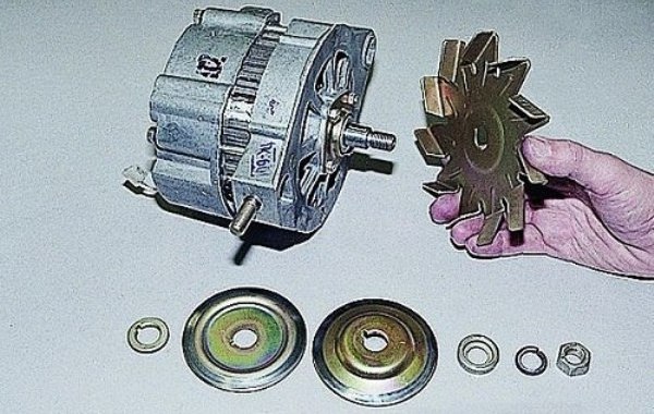 Как снять генератор ВАЗ 2107: ремонт и замена, не дает зарядку, как проверить на неисправности Как снять генератор ВАЗ 2107: ремонт и замена, не дает зарядку, как проверить на неисправности