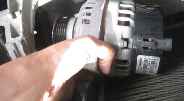 Генераторов ремонт: признаки неисправности, замена узла автомобиля своими руками, как разобрать Генераторов ремонт: признаки неисправности, замена узла автомобиля своими руками, как разобрать