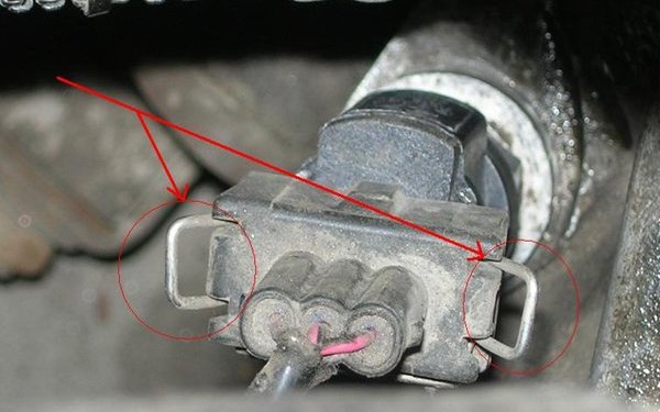 Замена датчика скорости ВАЗ 2110: как проверить регулятор спидометра, где находится, неисправности