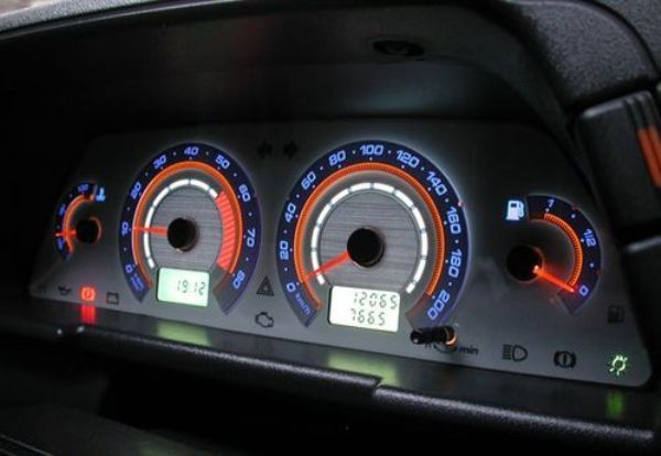 Описание и обозначения значков на панели приборов ВАЗ 2110 и 21102: схема комбинации щитка