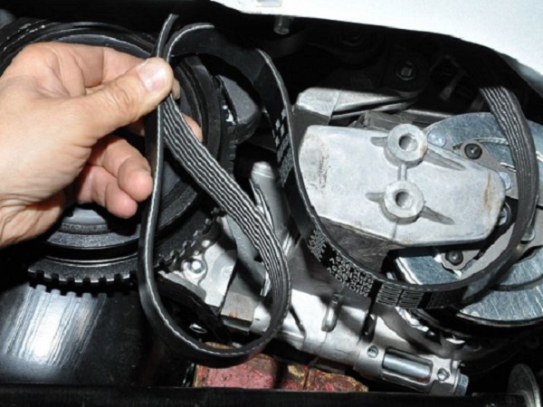 Замена ремня генератора Lada Granta с кондиционером и его натяжителя: как снять, натянуть и поменять