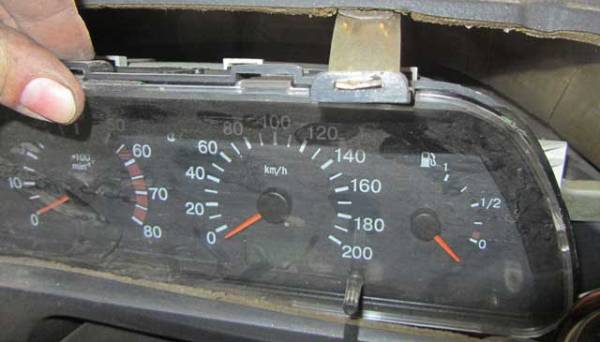 Ремонт, тюнинг и распиновка панели приборов ВАЗ 2110: не работает комбинация и не горит приборный щиток, диагностика и снятие приборки