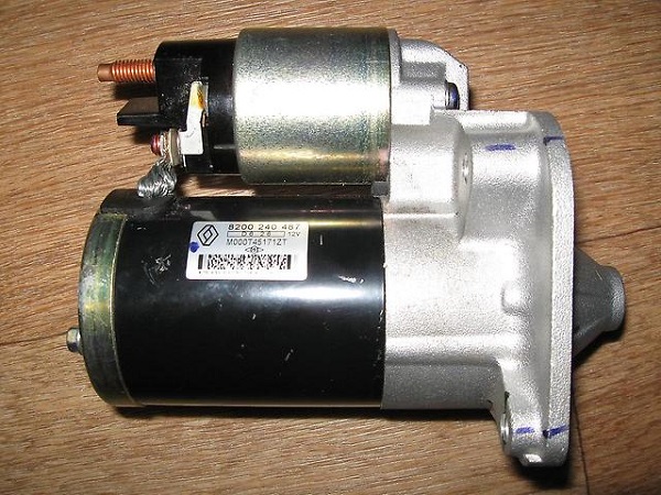 Не заводится и не крутит стартер Renault Megane, Logan, Fluence и Scenic 2: замена устройства Не заводится и не крутит стартер Renault Megane, Logan, Fluence и Scenic 2: замена устройства