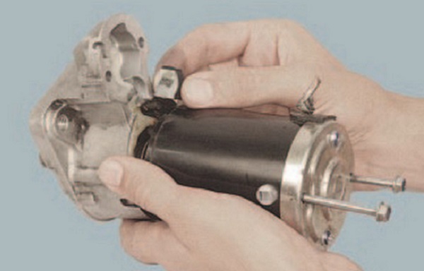 Не заводится и не крутит стартер Renault Megane, Logan, Fluence и Scenic 2: замена устройства Не заводится и не крутит стартер Renault Megane, Logan, Fluence и Scenic 2: замена устройства