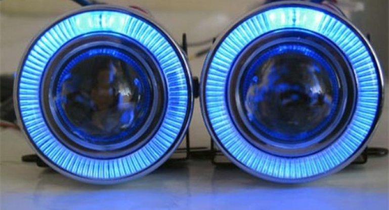 Фото и установка противотуманных фар: выбор стекла, правила ПДД, какие фонари лучше светят