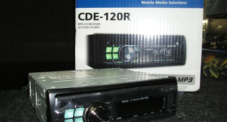 Описание магнитолы Алпайн (Alpine): модели автомагнитолы, как подключить колонки в машину?