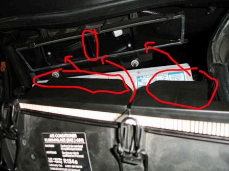 Самостоятельная замена салонного фильтра Mercedes-Benz c230 w203 Самостоятельная замена салонного фильтра Mercedes-Benz c230 w203