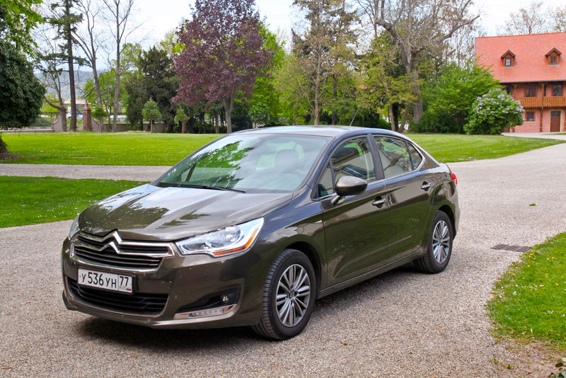 Как устранить течь термостата на автомобиле Citroen С4