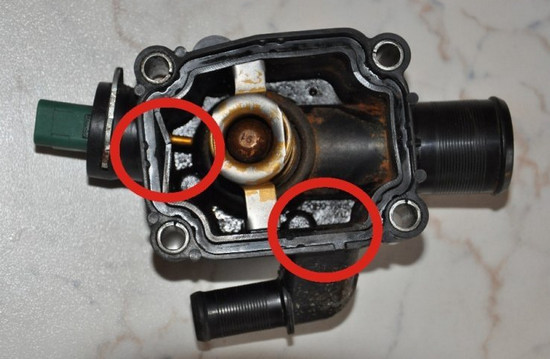 Как устранить течь термостата на автомобиле Citroen С4