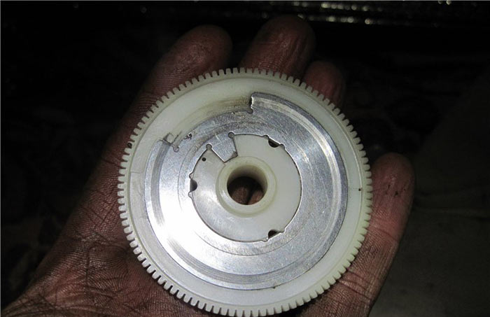 Ремонт заднего дворника на автомобиле Volkswagen Golf 3