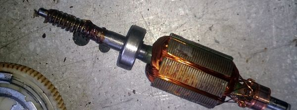 Ремонт заднего дворника на автомобиле Volkswagen Golf 3