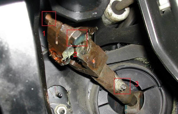 Самостоятельная замена нижнего подшипника рулевой колонки на автомобиле Volkswagen Vento Самостоятельная замена нижнего подшипника рулевой колонки на автомобиле Volkswagen Vento