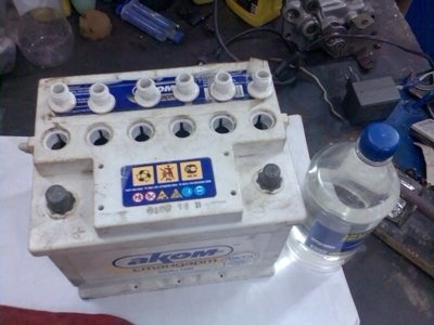 Зарядка автомобильного аккумулятора. Как сделать это правильно? Зарядка автомобильного аккумулятора. Как сделать это правильно?