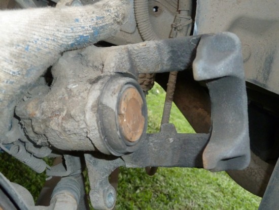 Самостоятельная замена задних тормозных колодок на автомобиле Opel Аstra