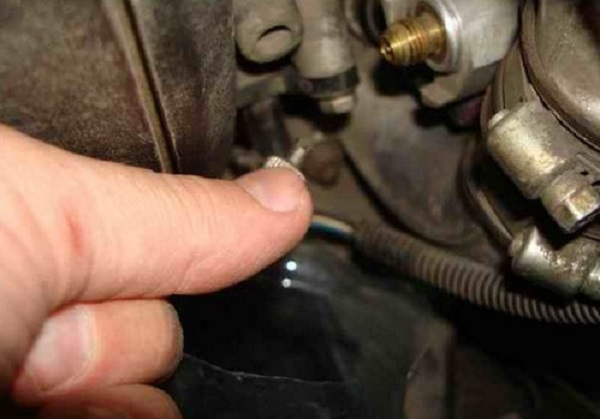 Диагностика и самостоятельный ремонт электрического бензонасоса ВАЗ 2108 Диагностика и самостоятельный ремонт электрического бензонасоса ВАЗ 2108