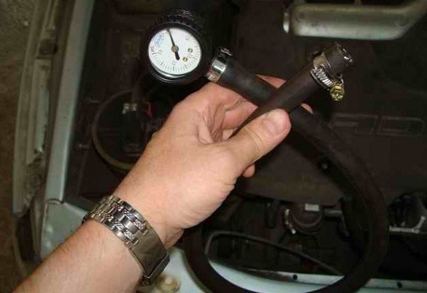 Диагностика и самостоятельный ремонт электрического бензонасоса ВАЗ 2108 Диагностика и самостоятельный ремонт электрического бензонасоса ВАЗ 2108