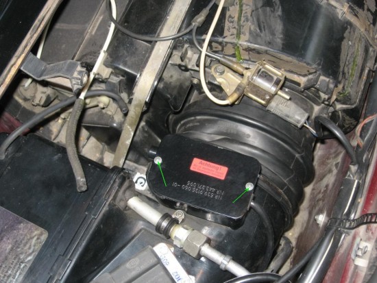 Самостоятельная чистка испарителя кондиционера на авто Audi 100