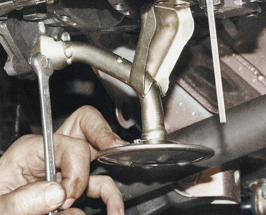 Снятие и ремонт масляного насоса на автомобиле ВАЗ 2115 своими руками Снятие и ремонт масляного насоса на автомобиле ВАЗ 2115 своими руками