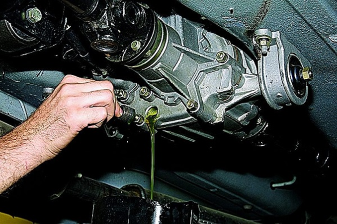 Полная замена масла на ВАЗ 21213 во всех агрегатах