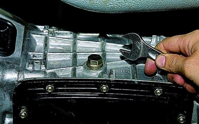 Полная замена масла на ВАЗ 21213 во всех агрегатах