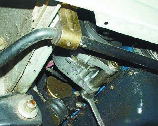 Проверяем и меняем цепь ГРМ на ВАЗ 2106