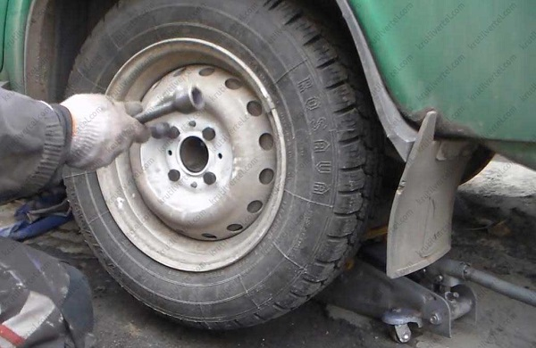 Диагностика и ремонт шаровых опор ВАЗ 2106