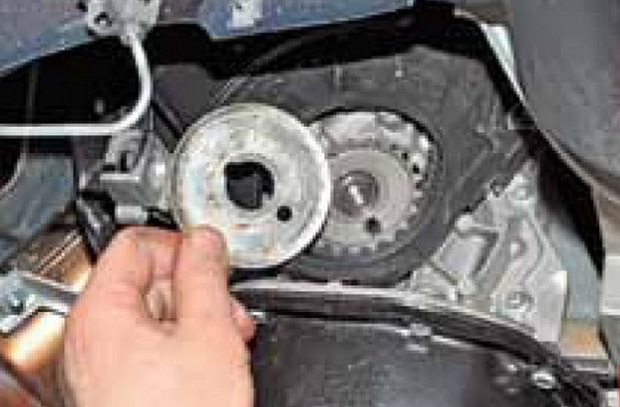 Как самостоятельно заменить ремень ГРМ на Лада Гранта