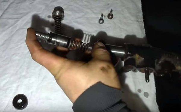 Ремонтируем своими руками главный тормозной цилиндр ВАЗ 2107 Ремонтируем своими руками главный тормозной цилиндр ВАЗ 2107