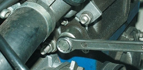 Ремонт цепного привода ГРМ на ВАЗ 2101