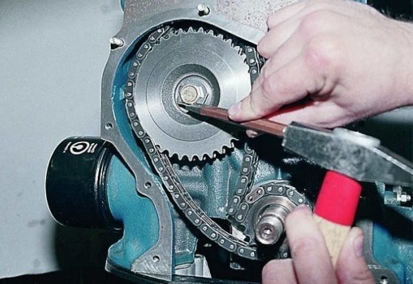 Ремонт цепного привода ГРМ на ВАЗ 2101