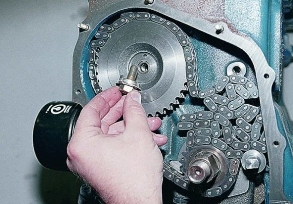 Ремонт цепного привода ГРМ на ВАЗ 2101