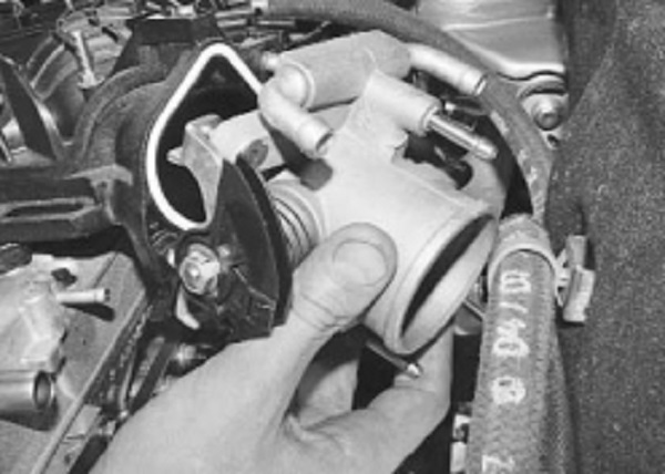 Меняем самостоятельно прокладку ГБЦ на Лада Приора