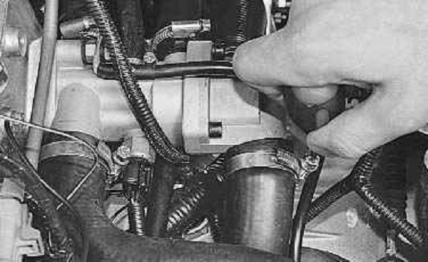 Меняем самостоятельно прокладку ГБЦ на Лада Приора