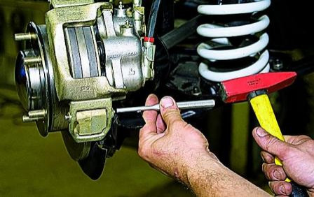 Как самостоятельно заменить тормозные колодки на ВАЗ 21213