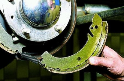 Как самостоятельно заменить тормозные колодки на ВАЗ 21213