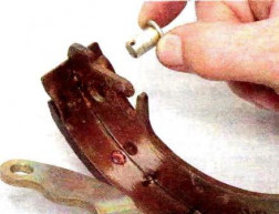 Как самостоятельно заменить тормозные колодки на ВАЗ 21213