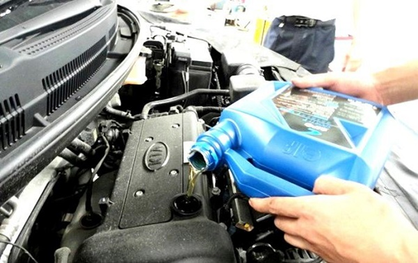 Самостоятельно меняем масло на автомобиле Киа Рио Самостоятельно меняем масло на автомобиле Киа Рио