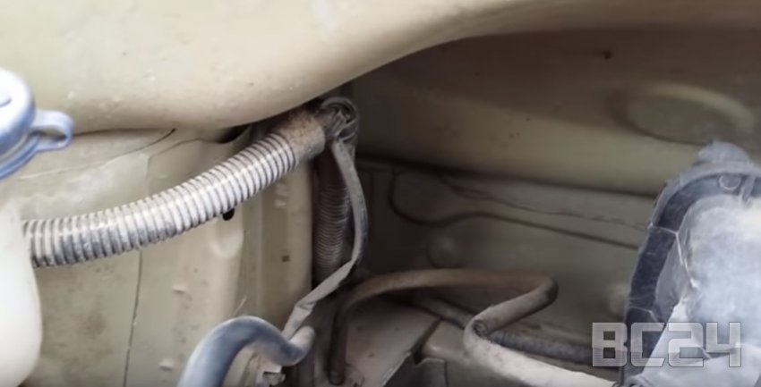 Как определить битую машину без толщиномера с видео